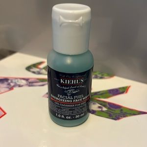 ✨5/$25 KIEHLS facial fuel energizing face wash for men
